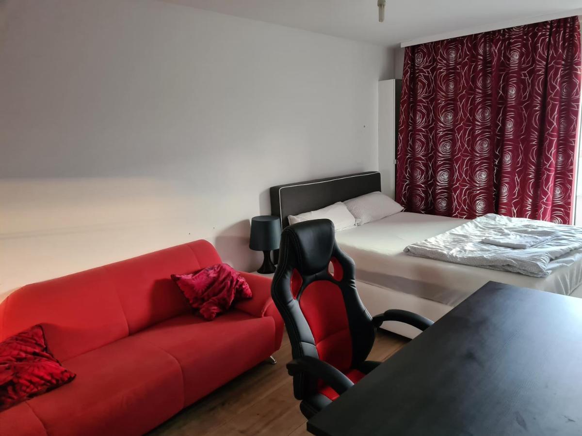 Sehr Schoene Drei Zimmer Deluex Wohnung In סינדלפינגן מראה חיצוני תמונה