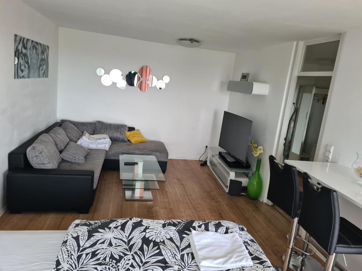 Sehr Schoene Drei Zimmer Deluex Wohnung In סינדלפינגן מראה חיצוני תמונה