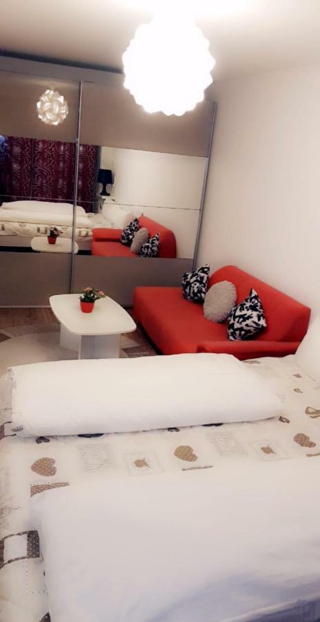 Sehr Schoene Drei Zimmer Deluex Wohnung In סינדלפינגן מראה חיצוני תמונה